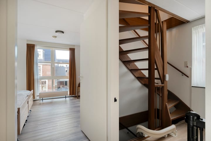 Foto 32 van Prins Clausstraat 12