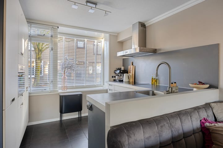 Photo 4 of Meester Gepkensstraat 8