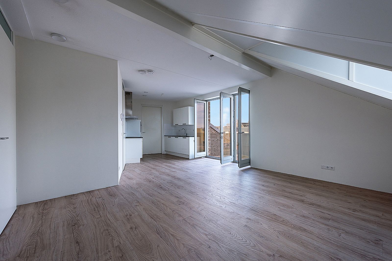 Foto 3 van Maagdendries 67-E02