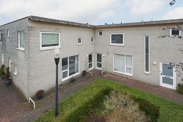 Foto 2 van Dirk Schäferhof 19