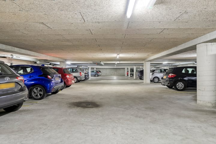 Foto 25 van Vincent van Goghstraat 163