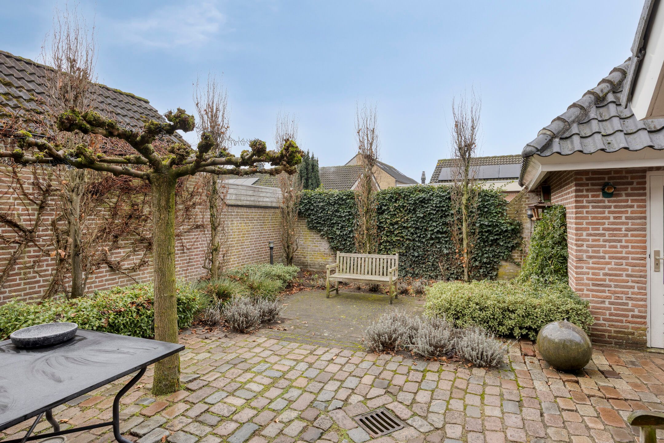 Photo 36 of Bernhardstraat 5
