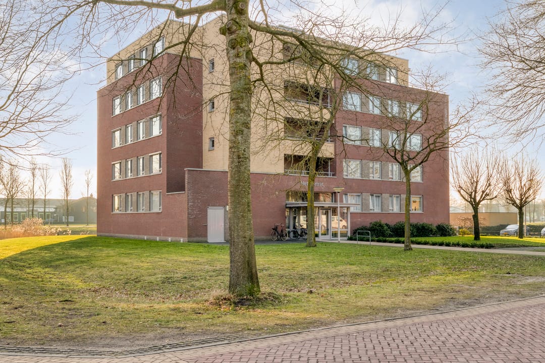 Foto 1 van Meindert Hobbemastraat 1