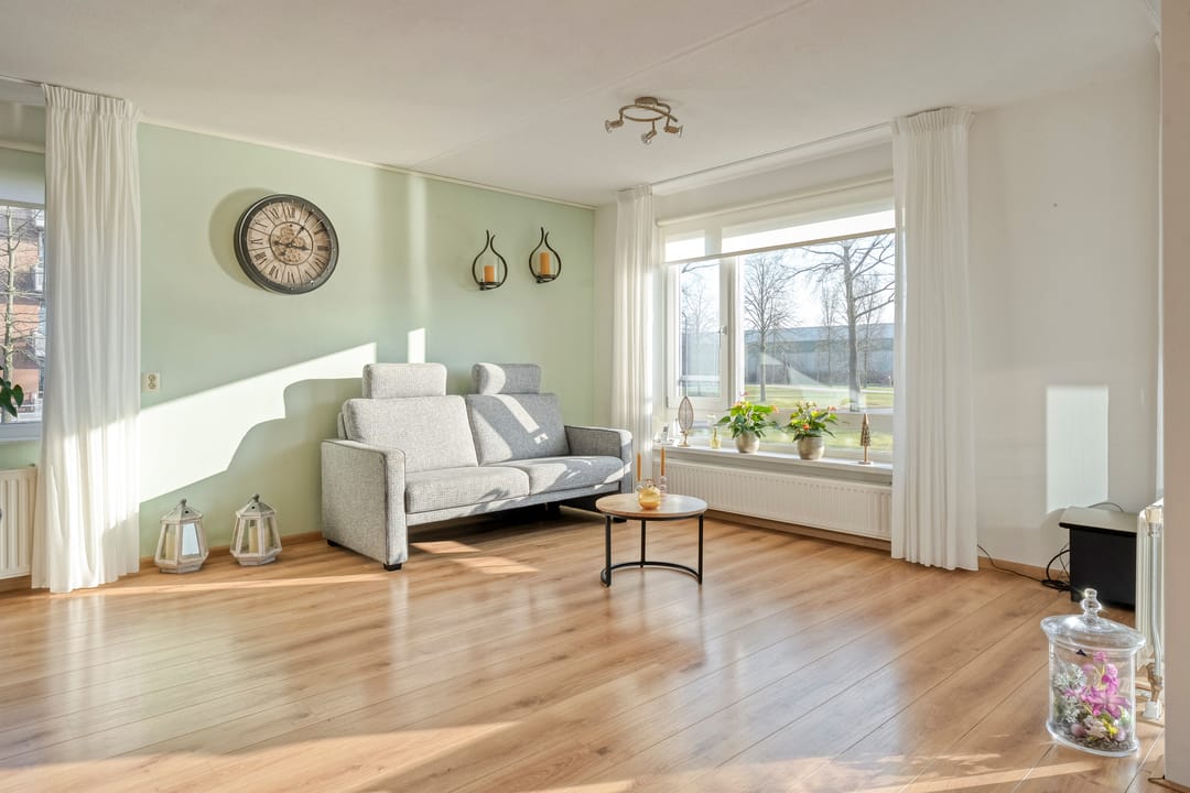 Foto 13 van Meindert Hobbemastraat 1