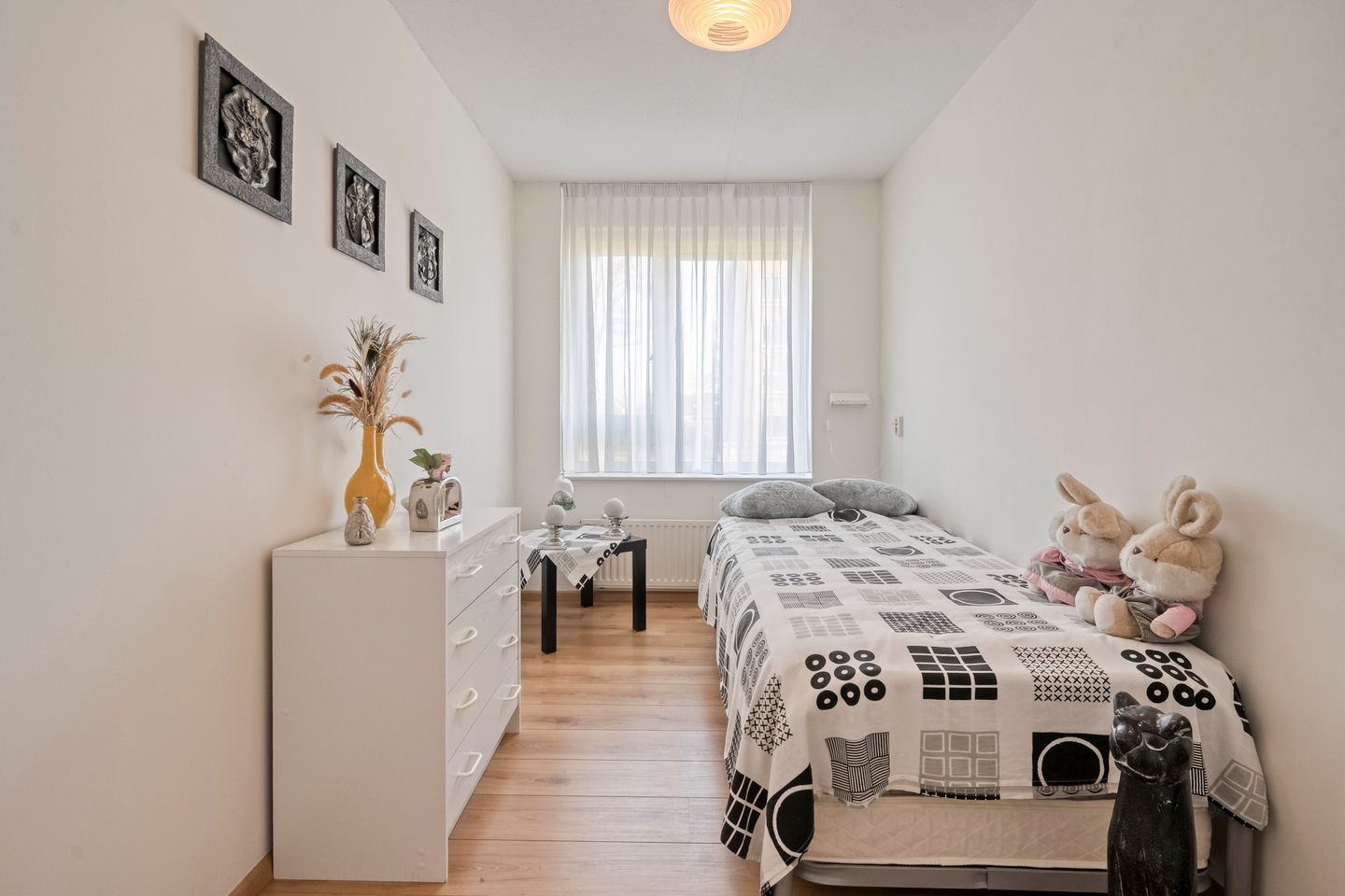 Foto 25 van Meindert Hobbemastraat 1