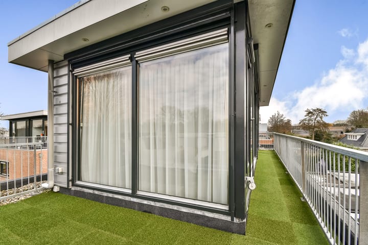 Foto 37 van Lena Blok-Woutsstraat 34