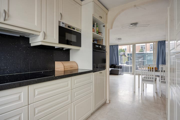 Photo 11 of J. Kruijverstraat 81