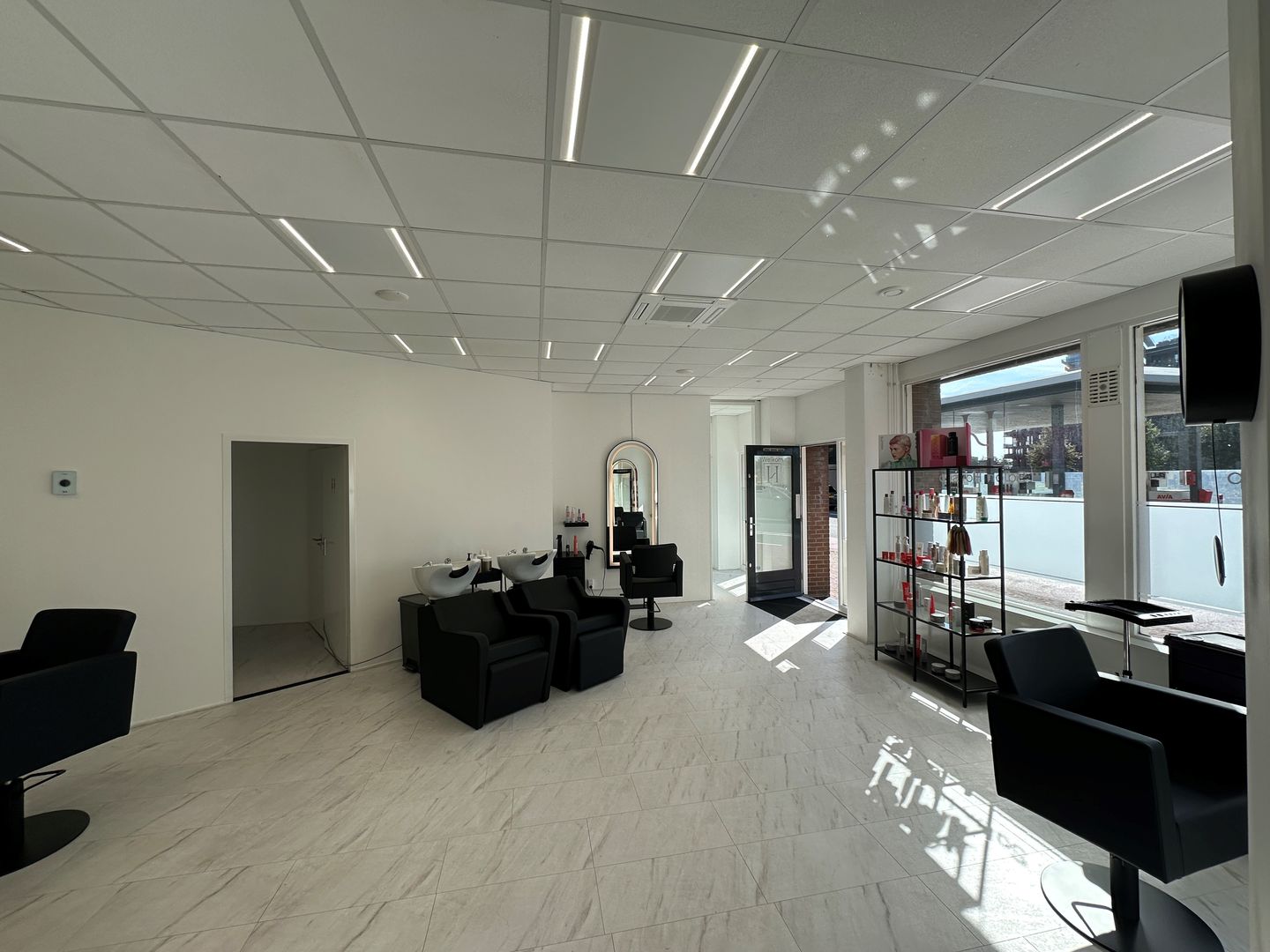 View photo 4 of Tramplein 1