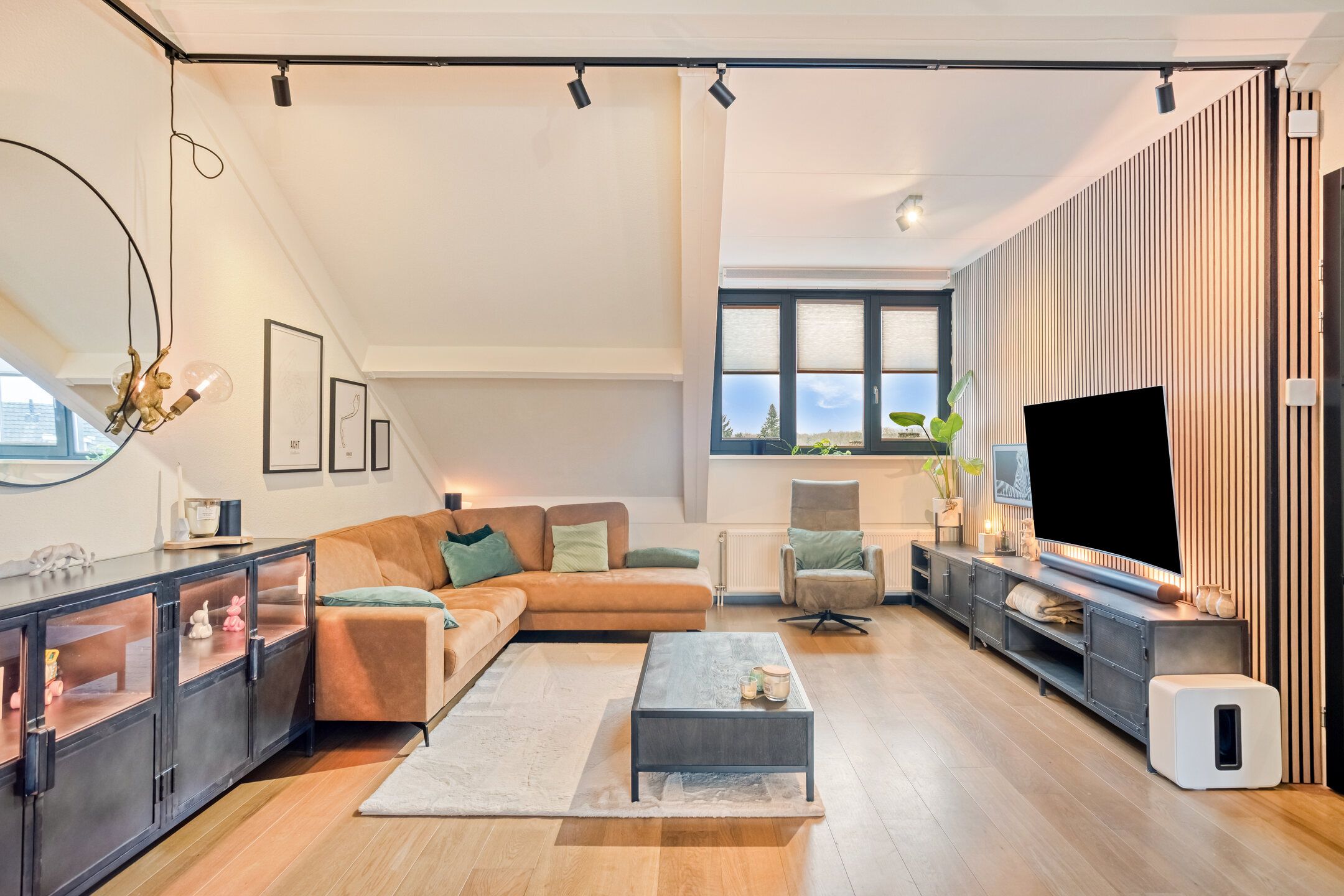 Foto 9 van Rijnstraat 2-16