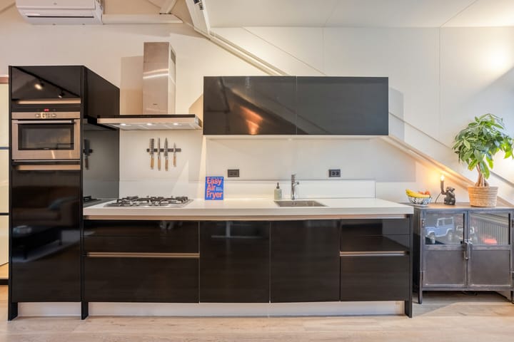 Foto 16 van Rijnstraat 2-16