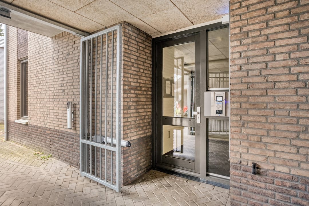 Foto 32 van Rijnstraat 2-16