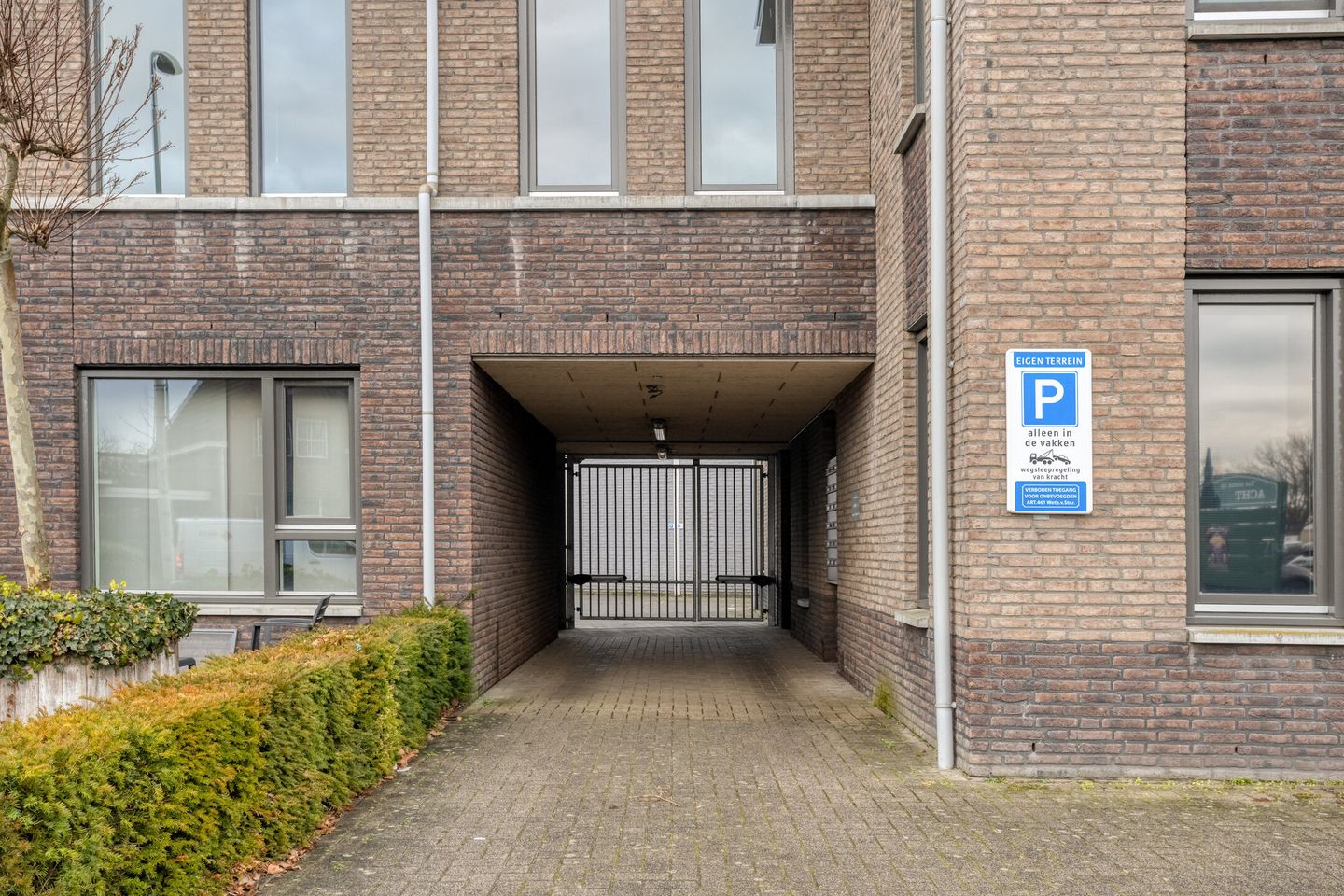 Foto 34 van Rijnstraat 2-16