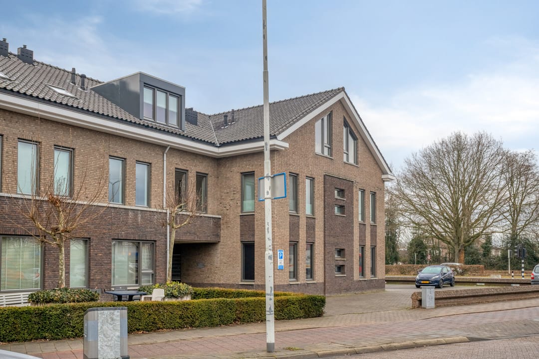 Foto 38 van Rijnstraat 2-16