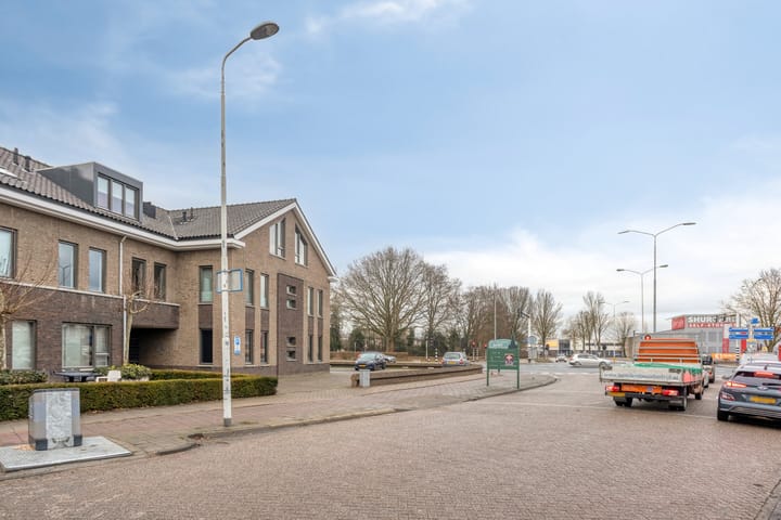 Foto 40 van Rijnstraat 2-16