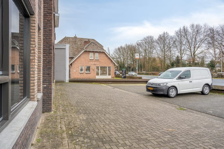 Foto 41 van Rijnstraat 2-16