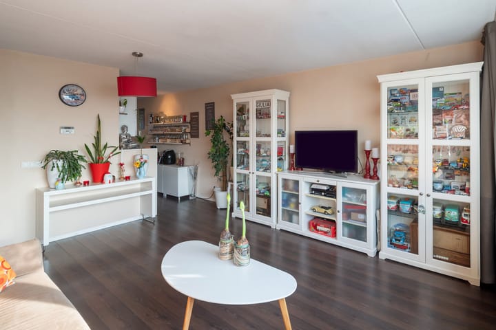 Foto 12 van Reling 277