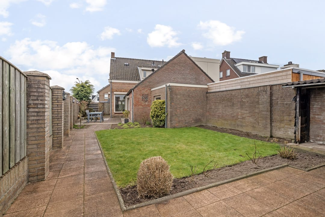 Photo 32 of Broekweg 211