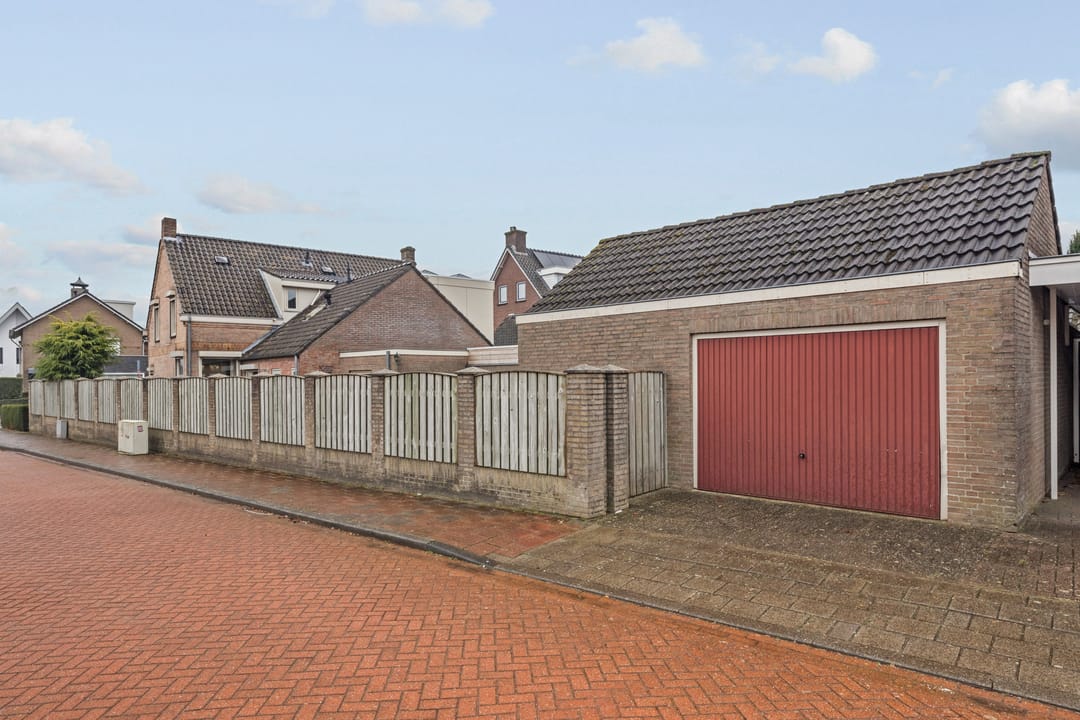 Photo 37 of Broekweg 211