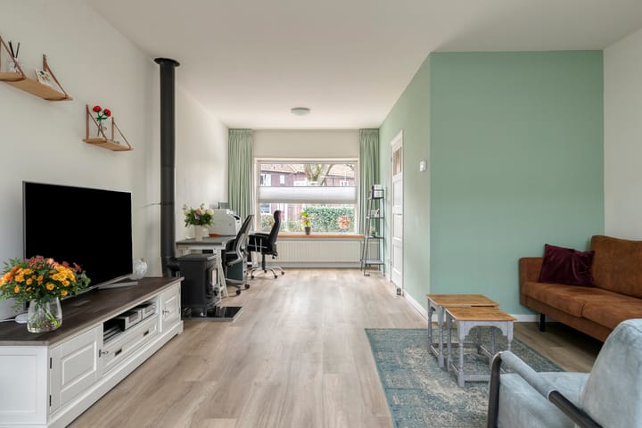 Foto 2 van Troubadourplein 2