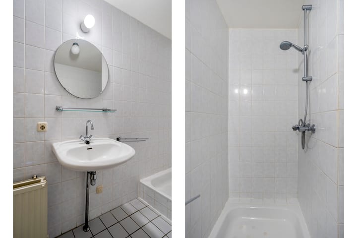 Photo 12 of Professor Pieter Willemsstraat 30-B