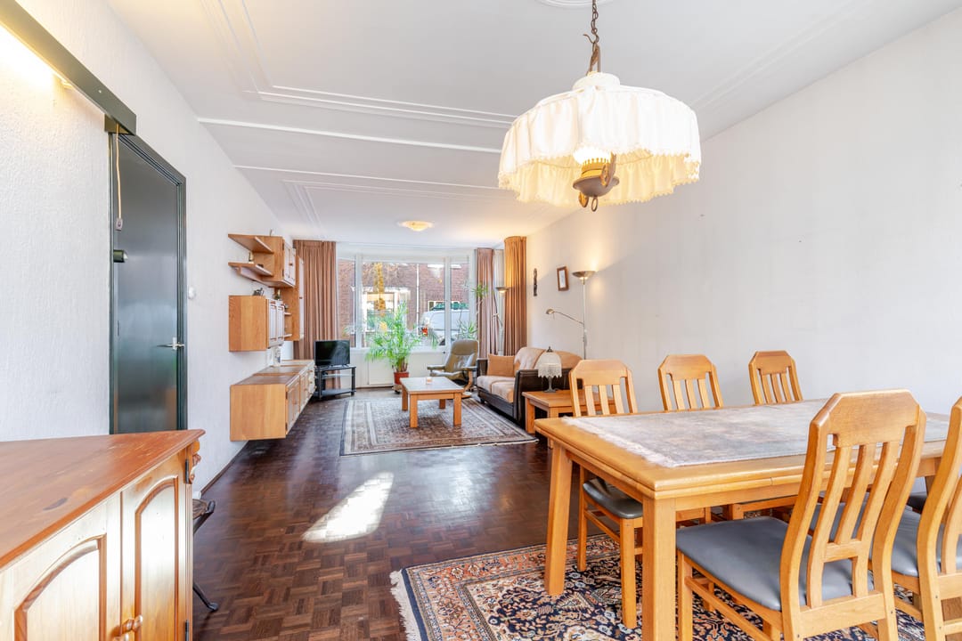 Photo 13 of Graaf Florisstraat 46