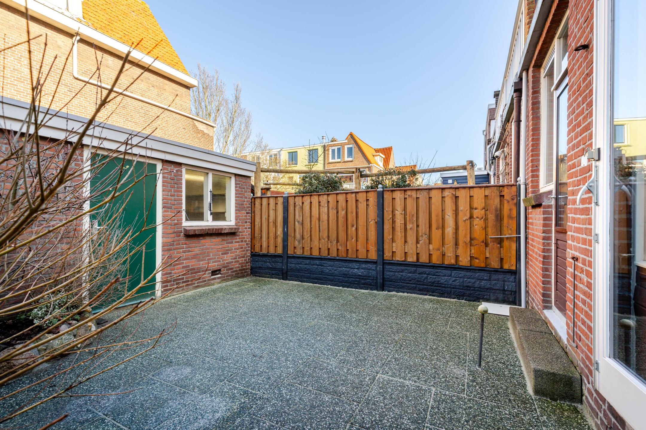 Photo 21 of Graaf Florisstraat 46