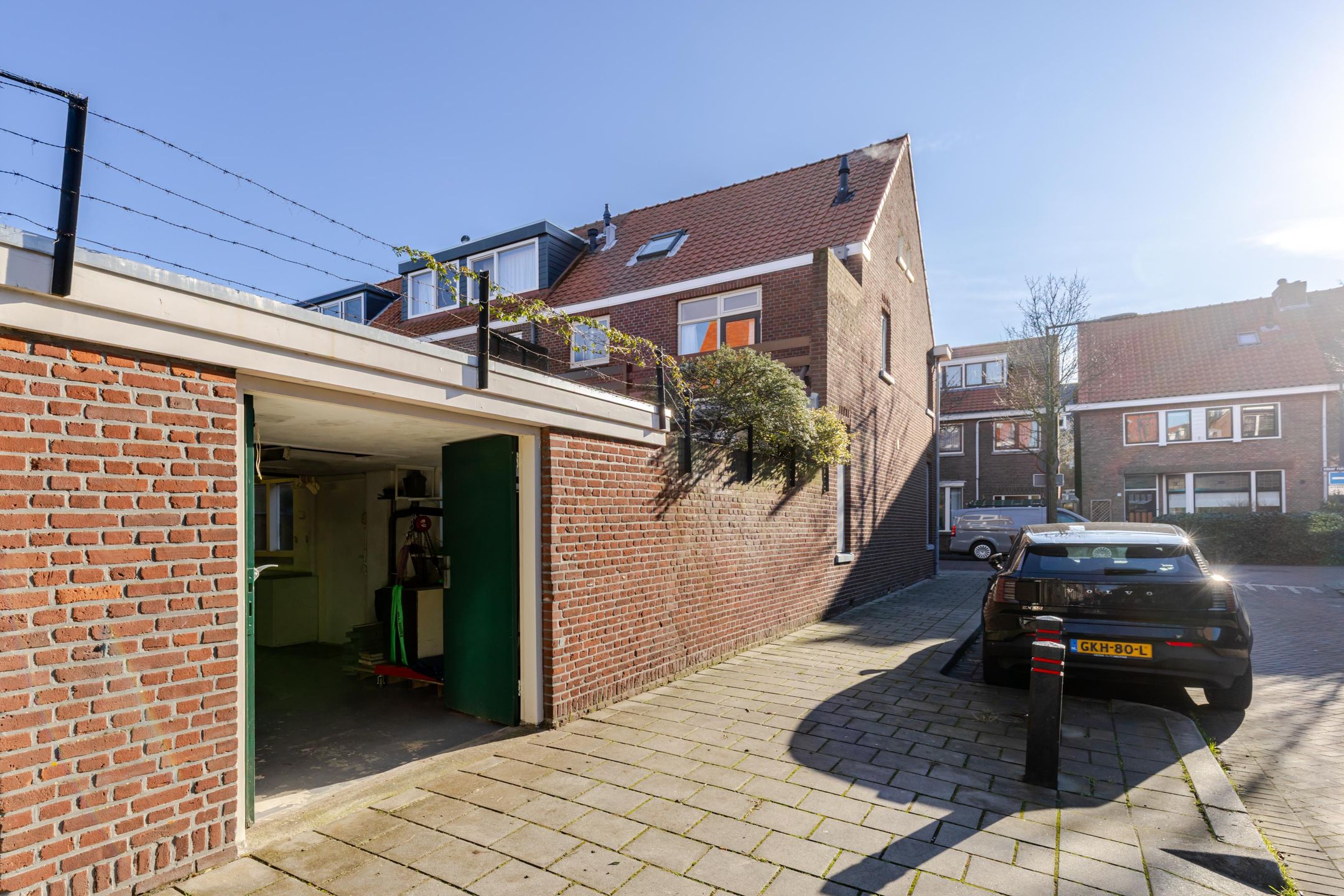 Photo 24 of Graaf Florisstraat 46