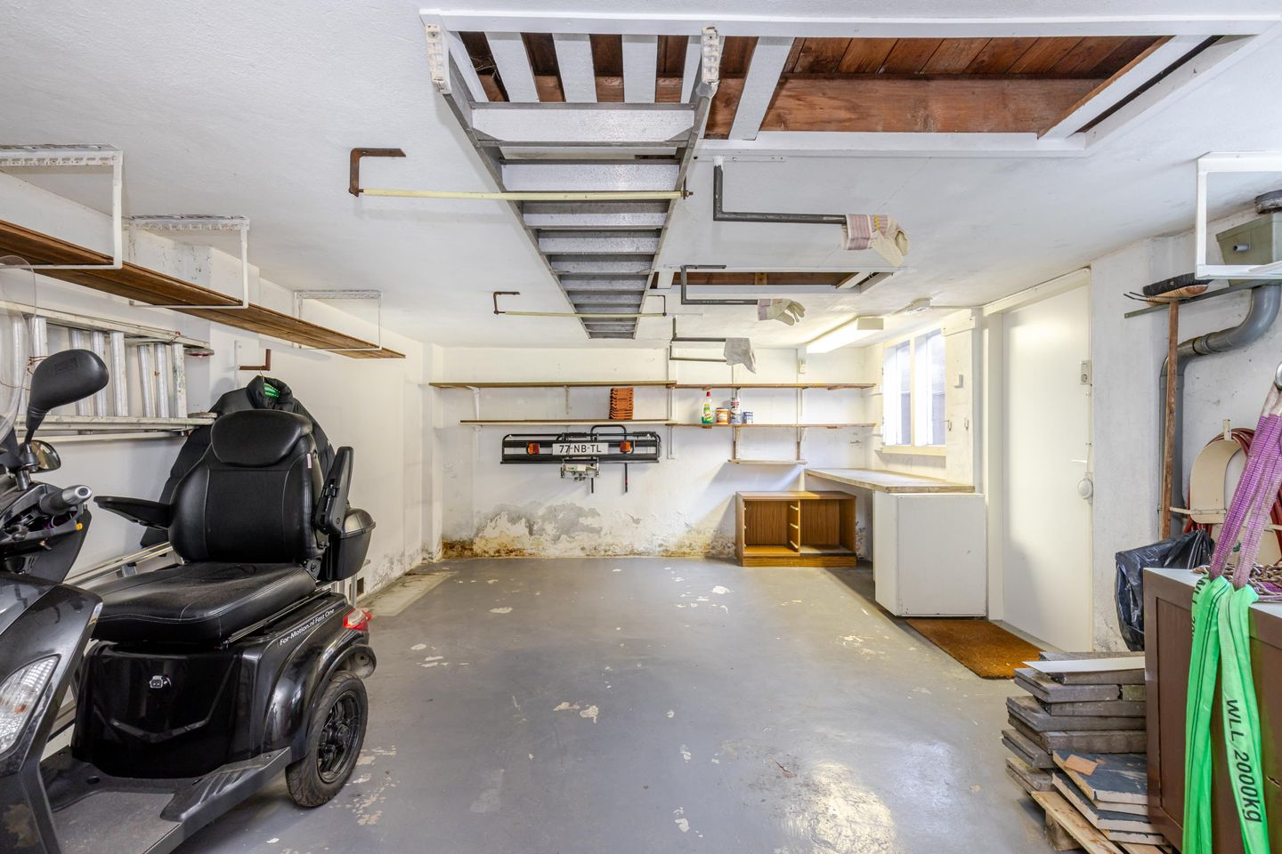 Photo 25 of Graaf Florisstraat 46