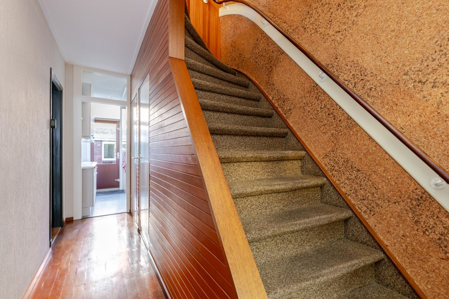 Photo 29 of Graaf Florisstraat 46