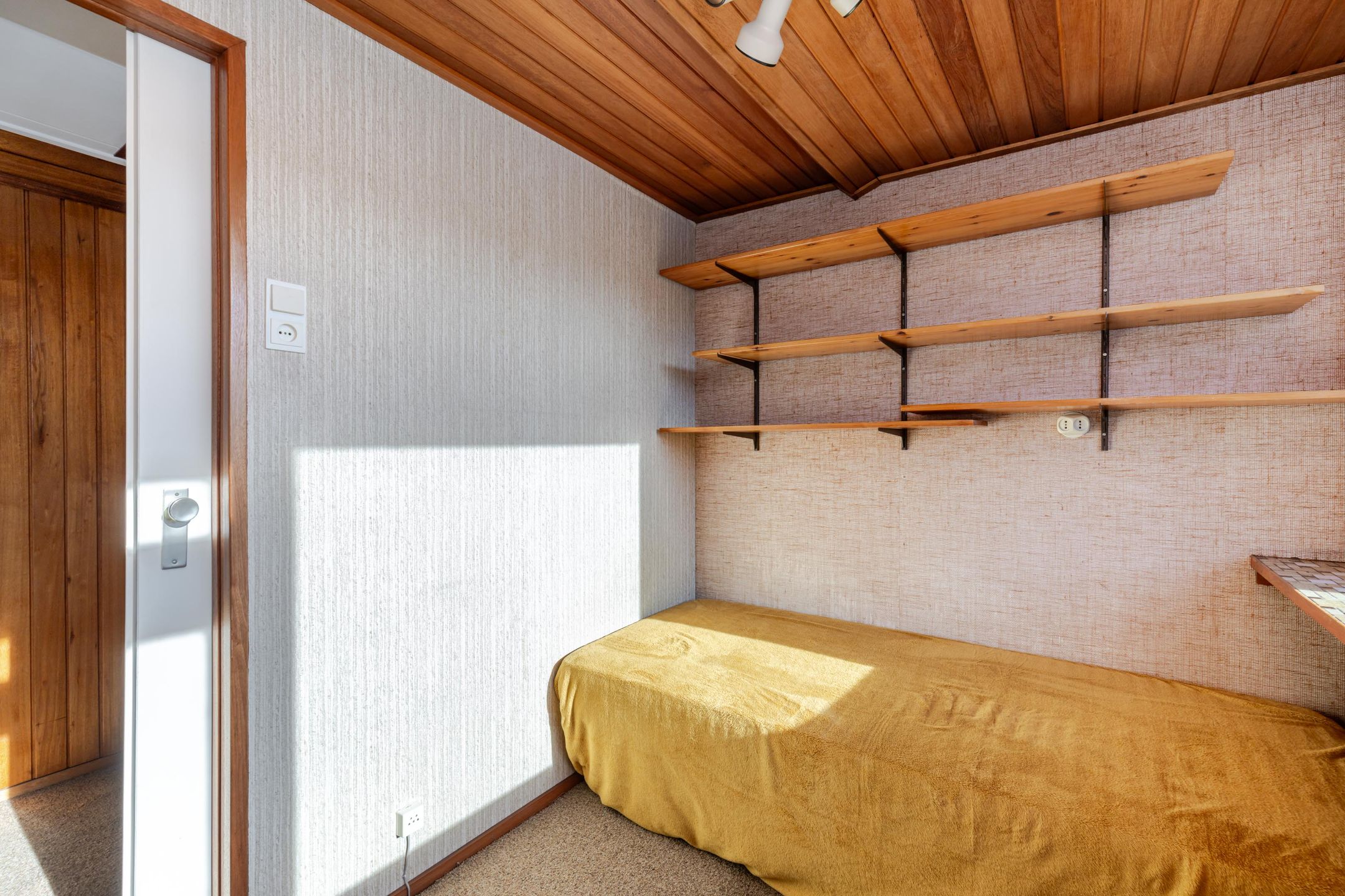 Photo 48 of Graaf Florisstraat 46