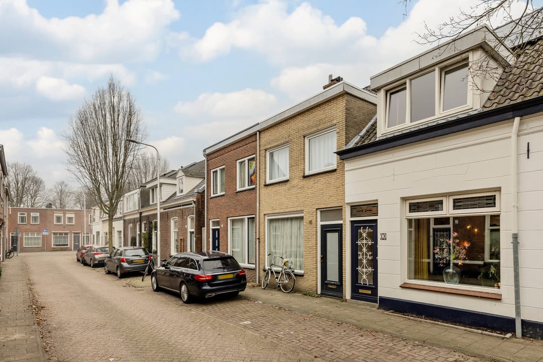 Foto 32 van Paterstraat 18