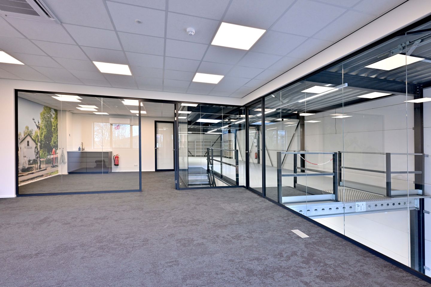 Bekijk foto 3 van Luchtenhorst 7-b