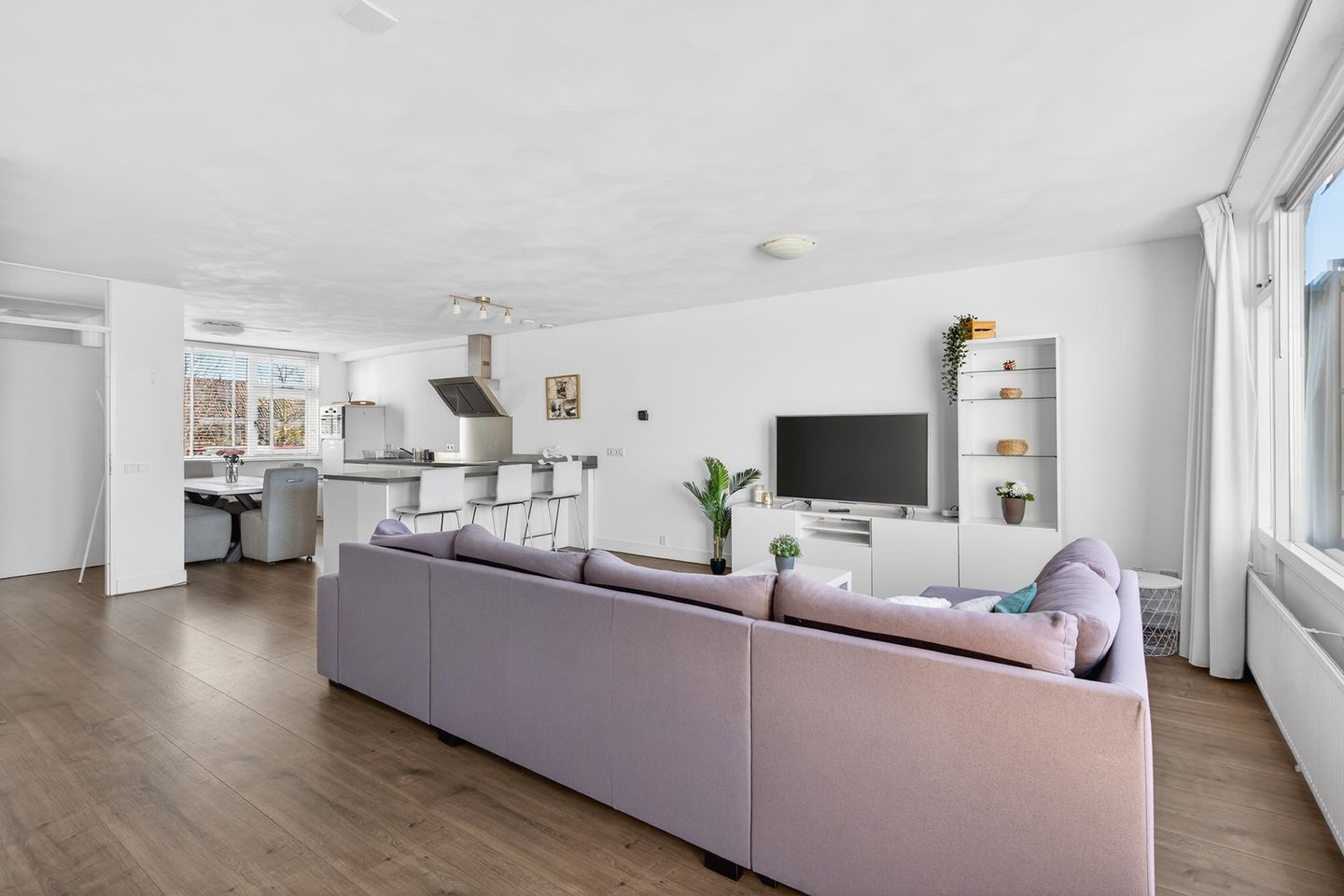 Photo 10 of De Bus 31