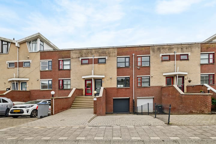 Photo 2 of Spakenburglaan 26