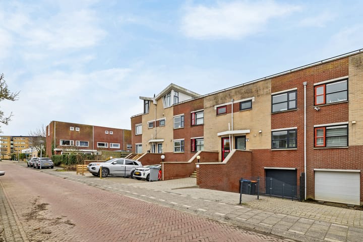 Photo 3 of Spakenburglaan 26