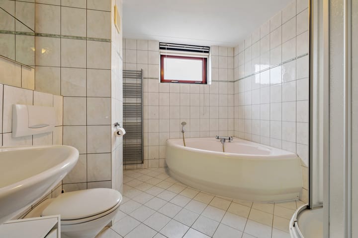 Photo 15 of Spakenburglaan 26