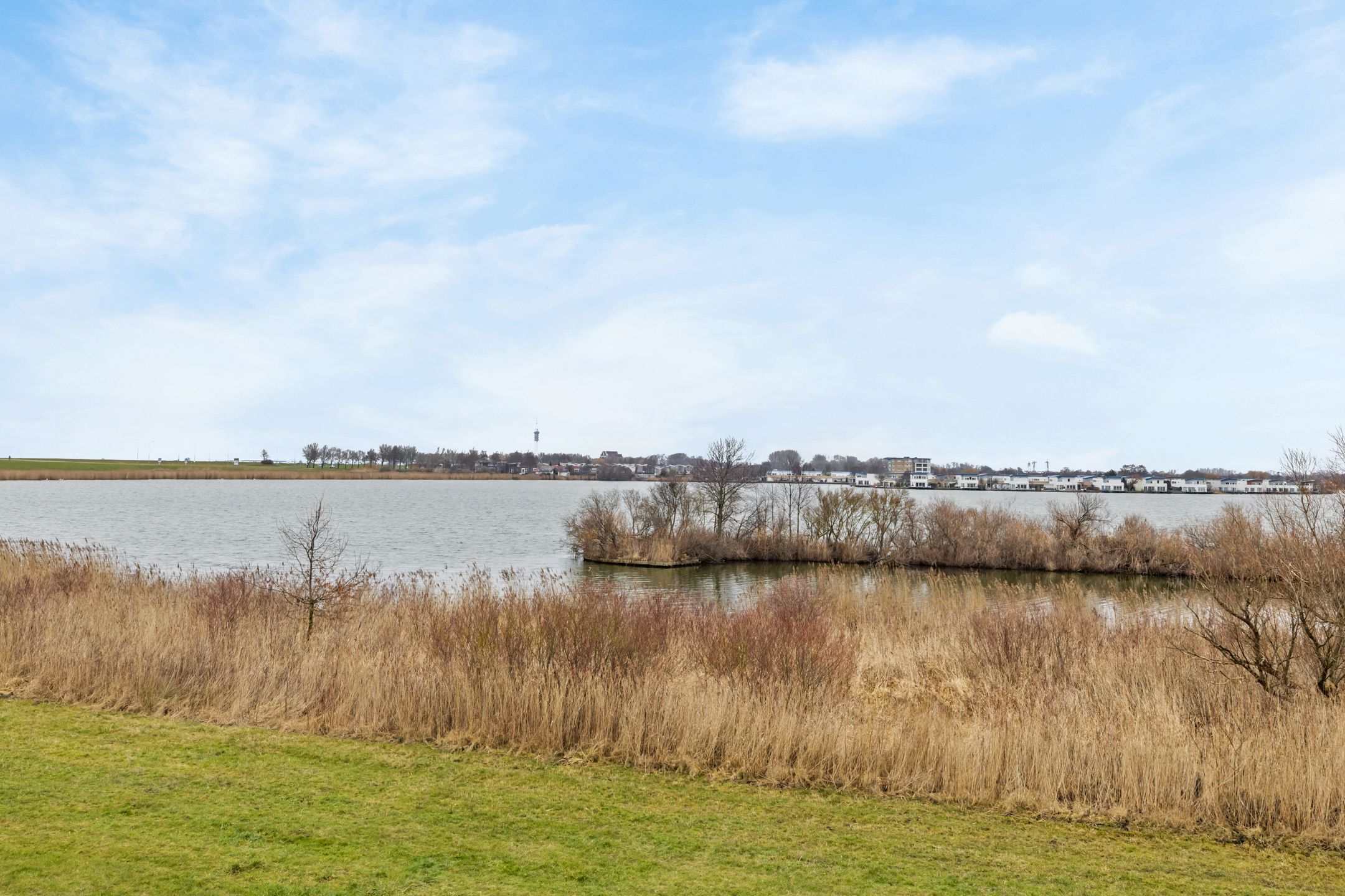 Foto 24 van Spakenburglaan 26