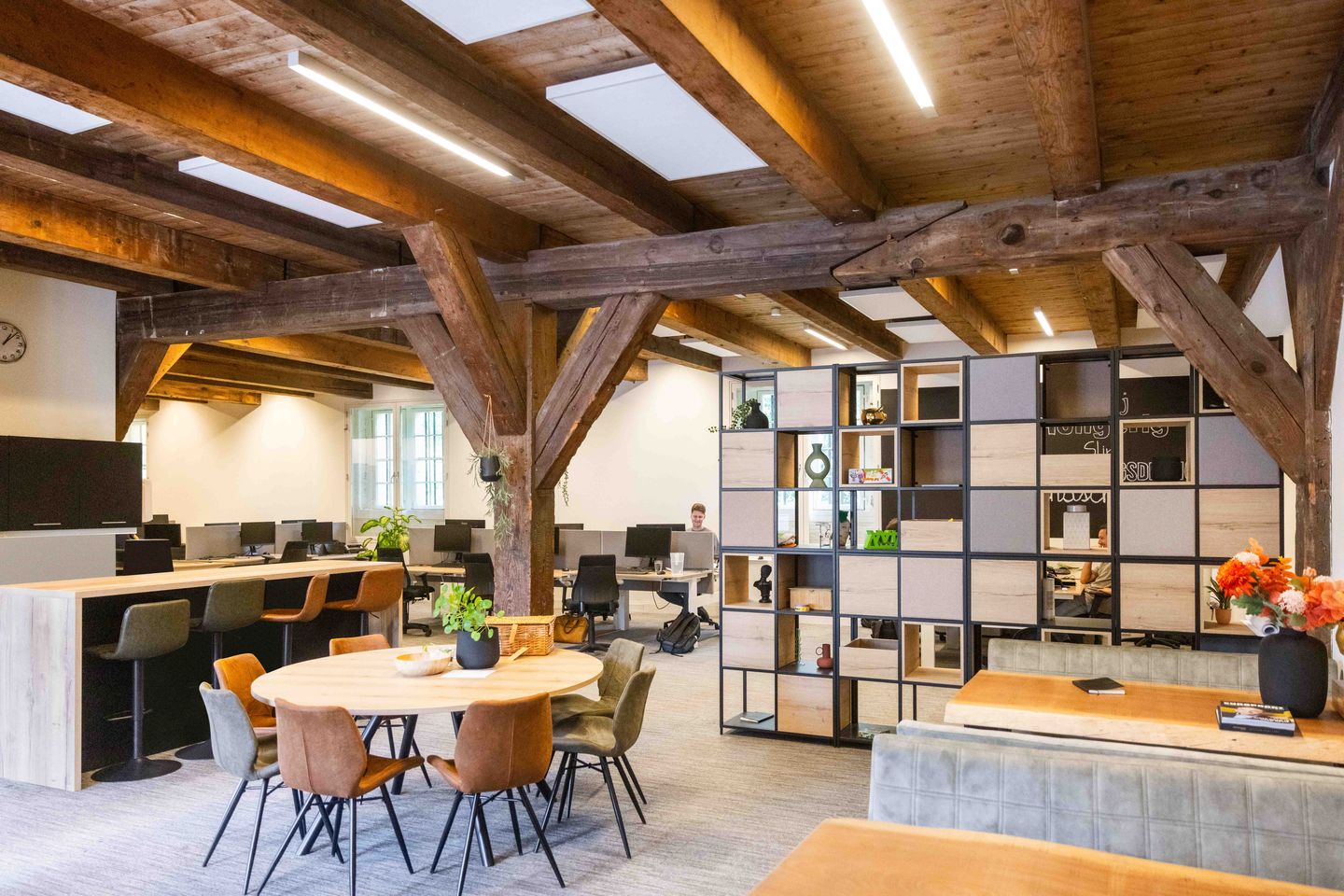 Bekijk foto 4 van Paardenmarkt 1