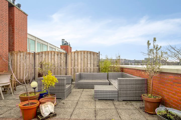 Photo 21 of Kolfschotenstraat 296