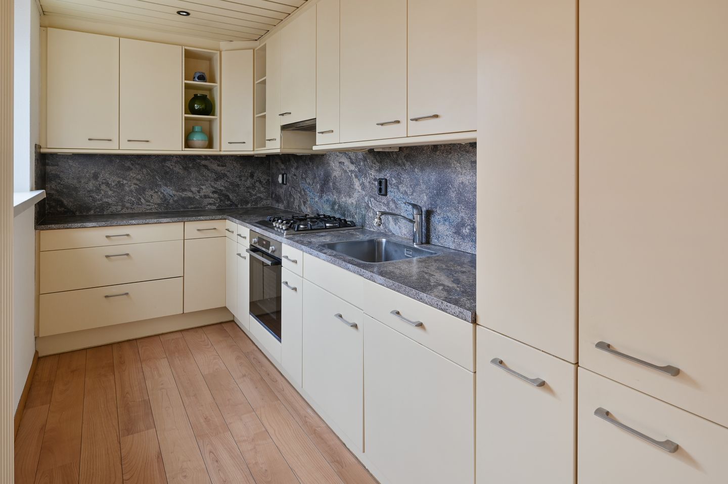 Foto 10 van Ebro 169