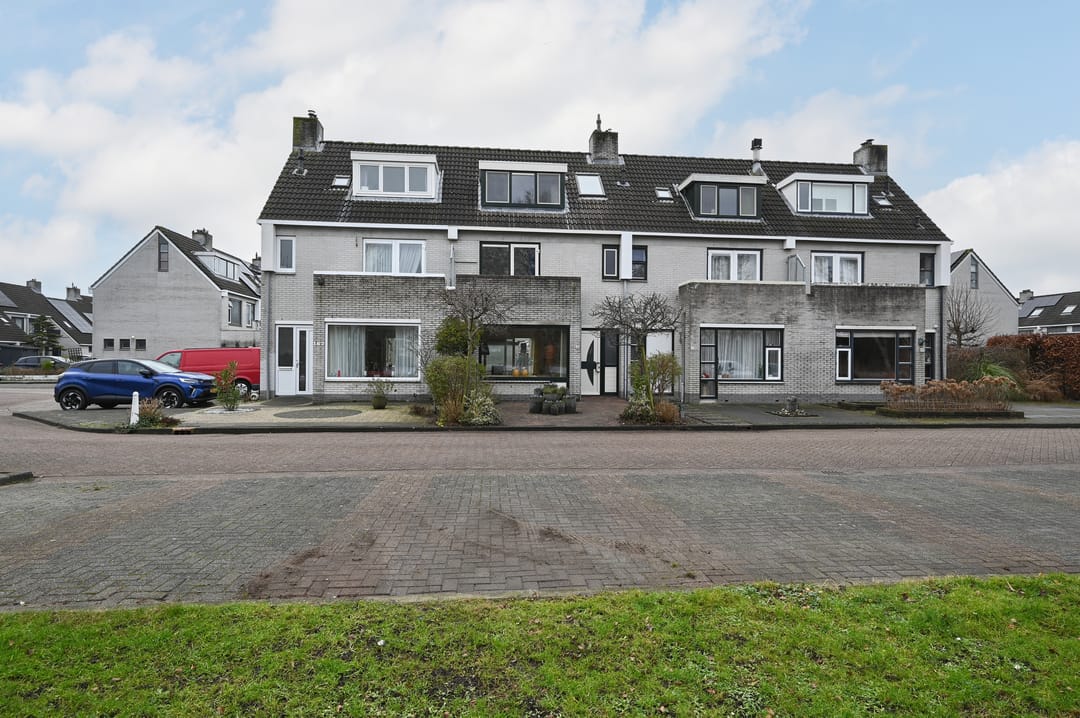 Foto 28 van Ebro 169