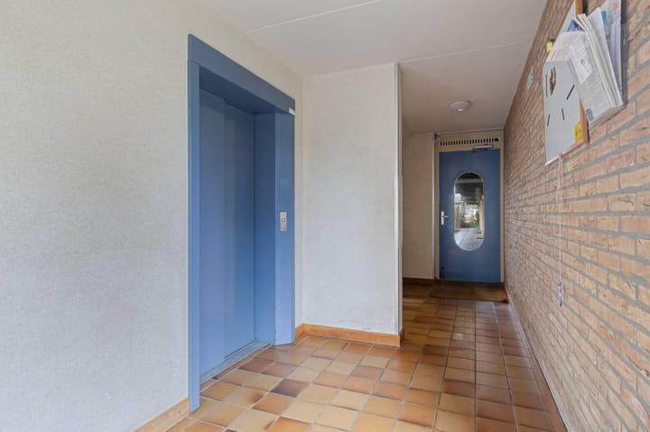 Photo 4 of Dekamastraat 36