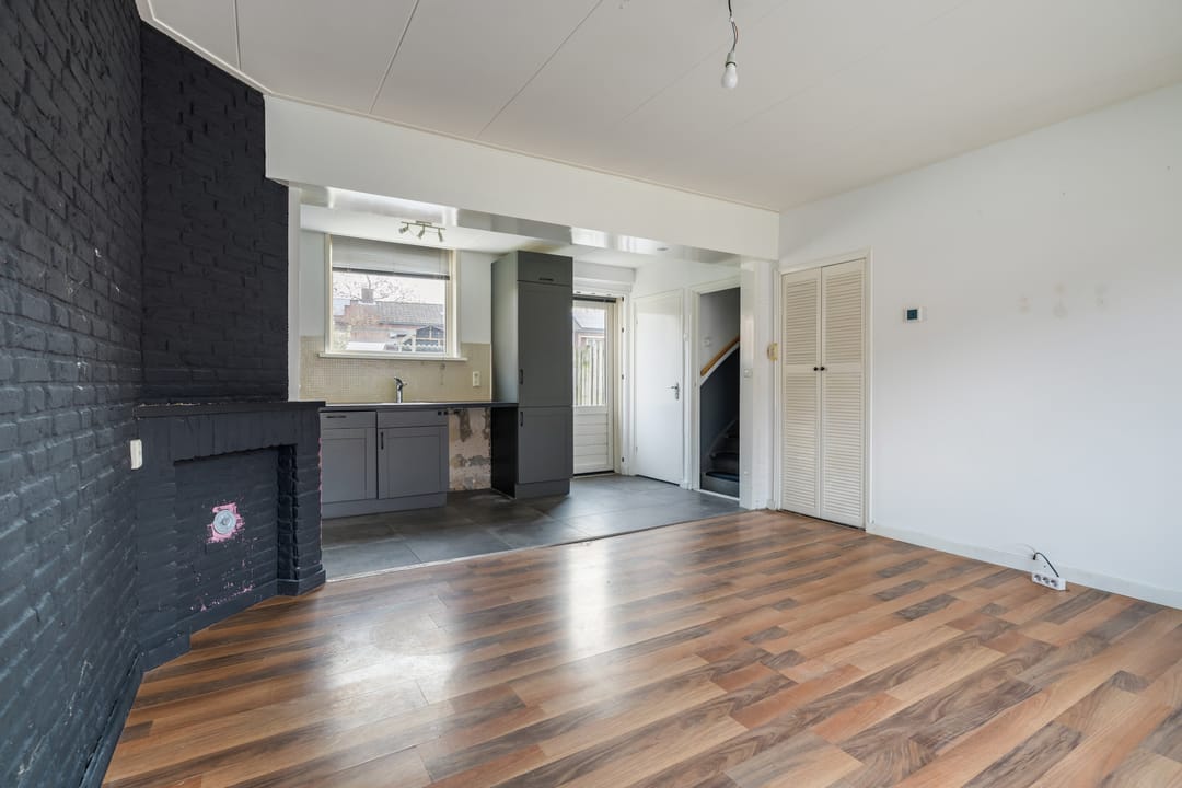 Photo 13 of van Limburg Stirumstraat 15