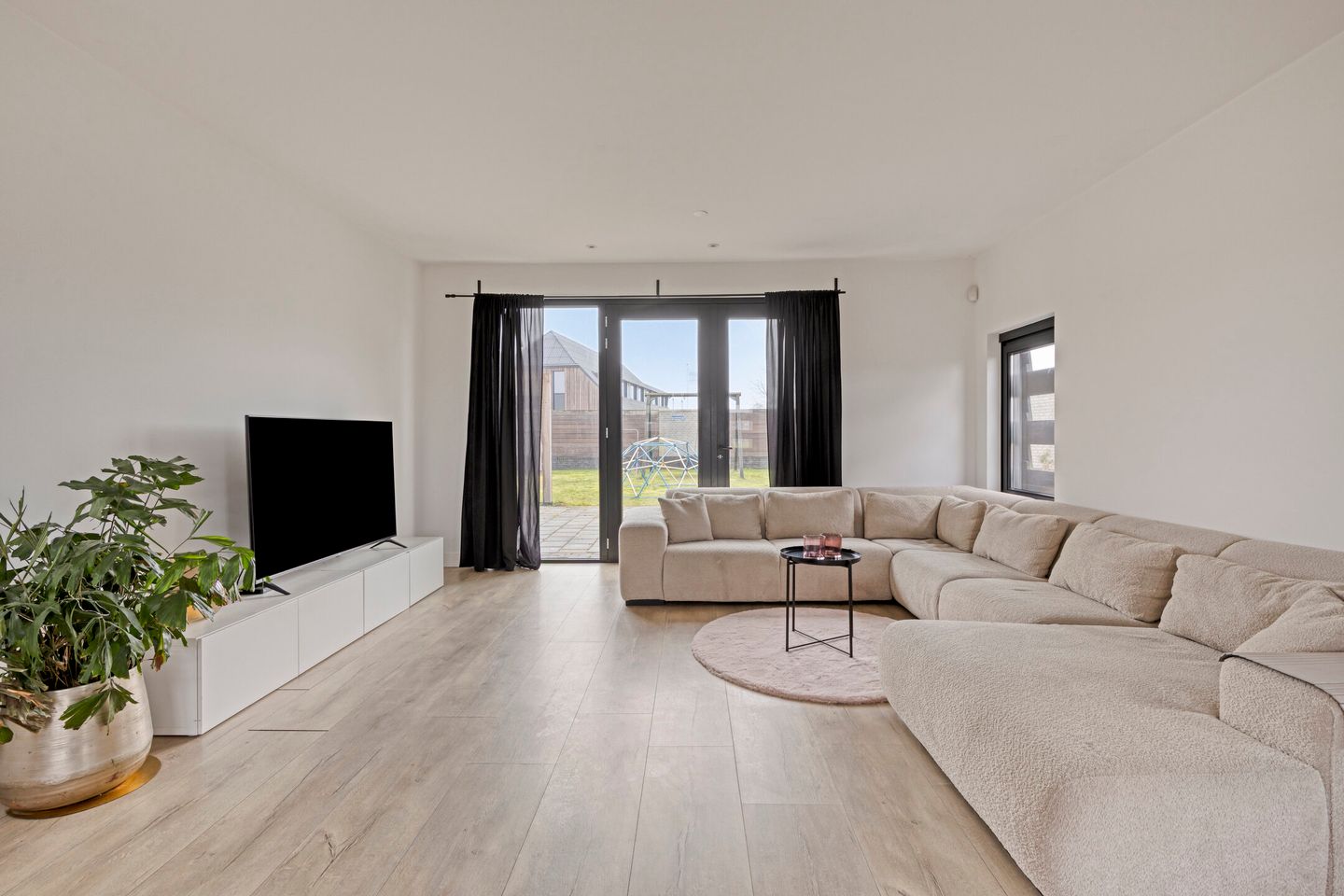 Foto 10 van Vijfhuizenbaan 1-A