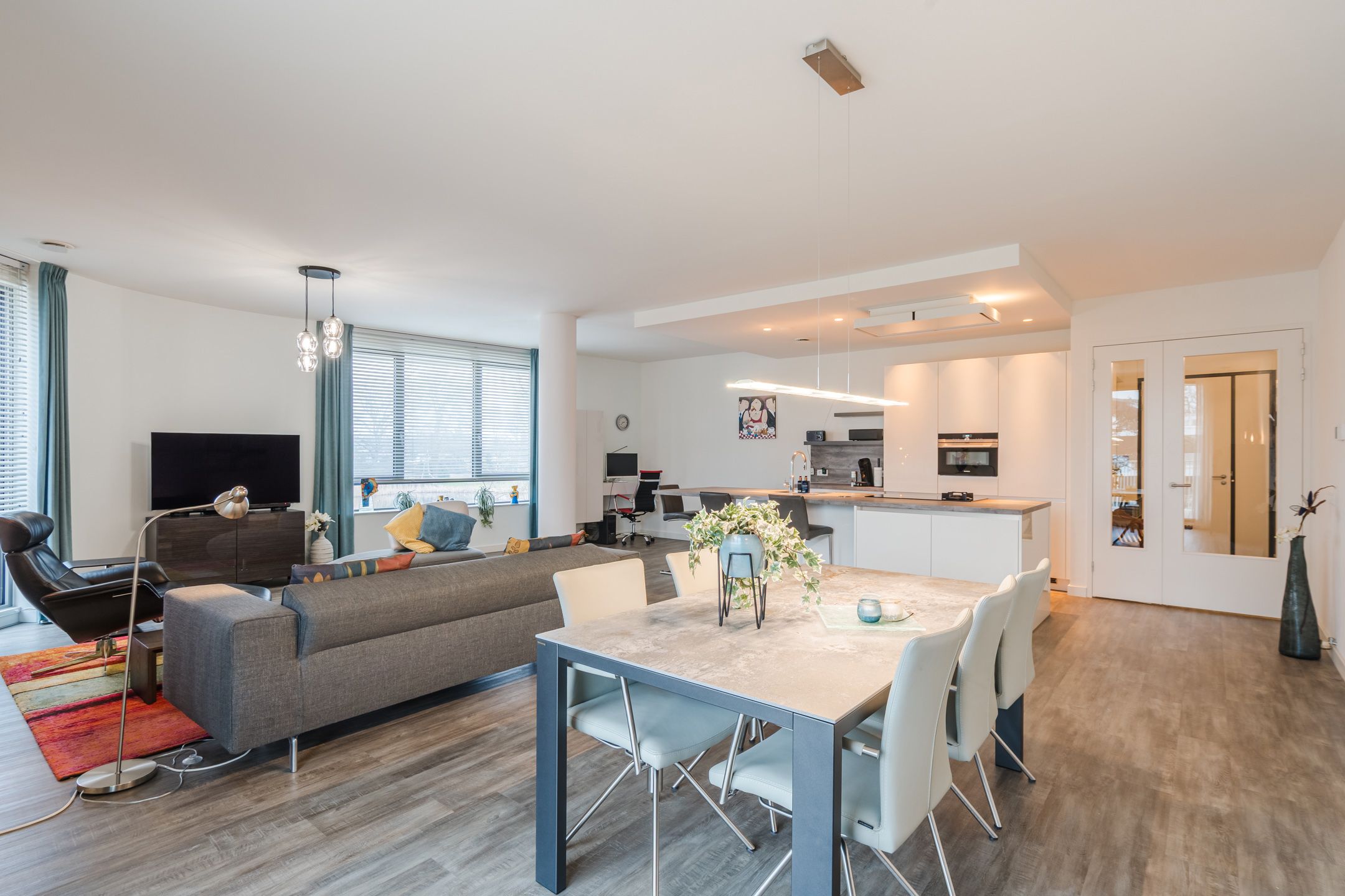 Foto 12 van Koninginneweg 17-C