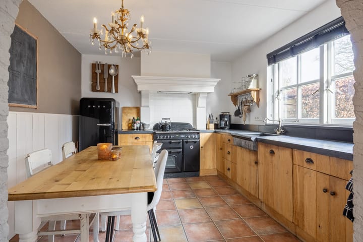 Photo 2 of Veenweg 18