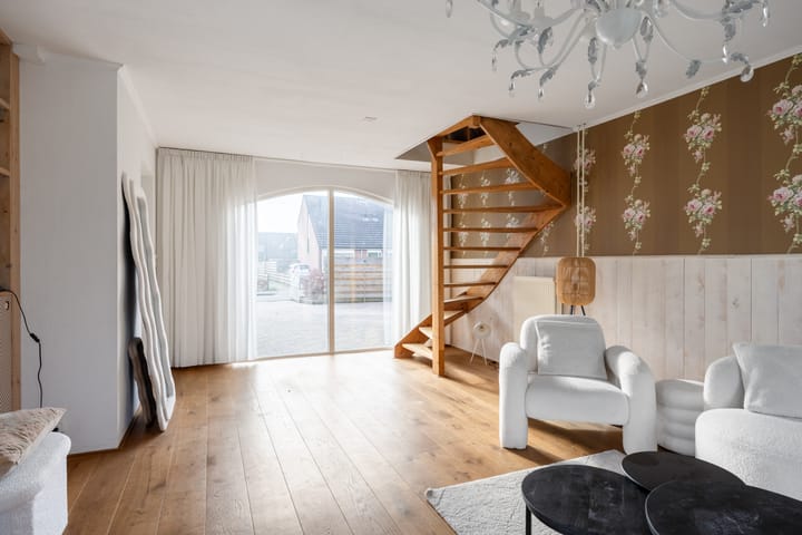 Photo 4 of Veenweg 18