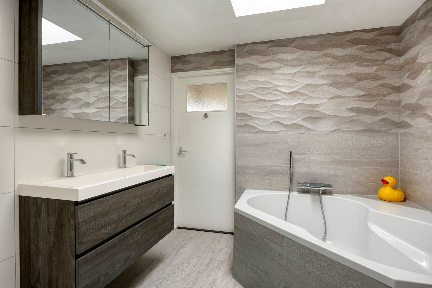 Photo 29 of Leeweg 28