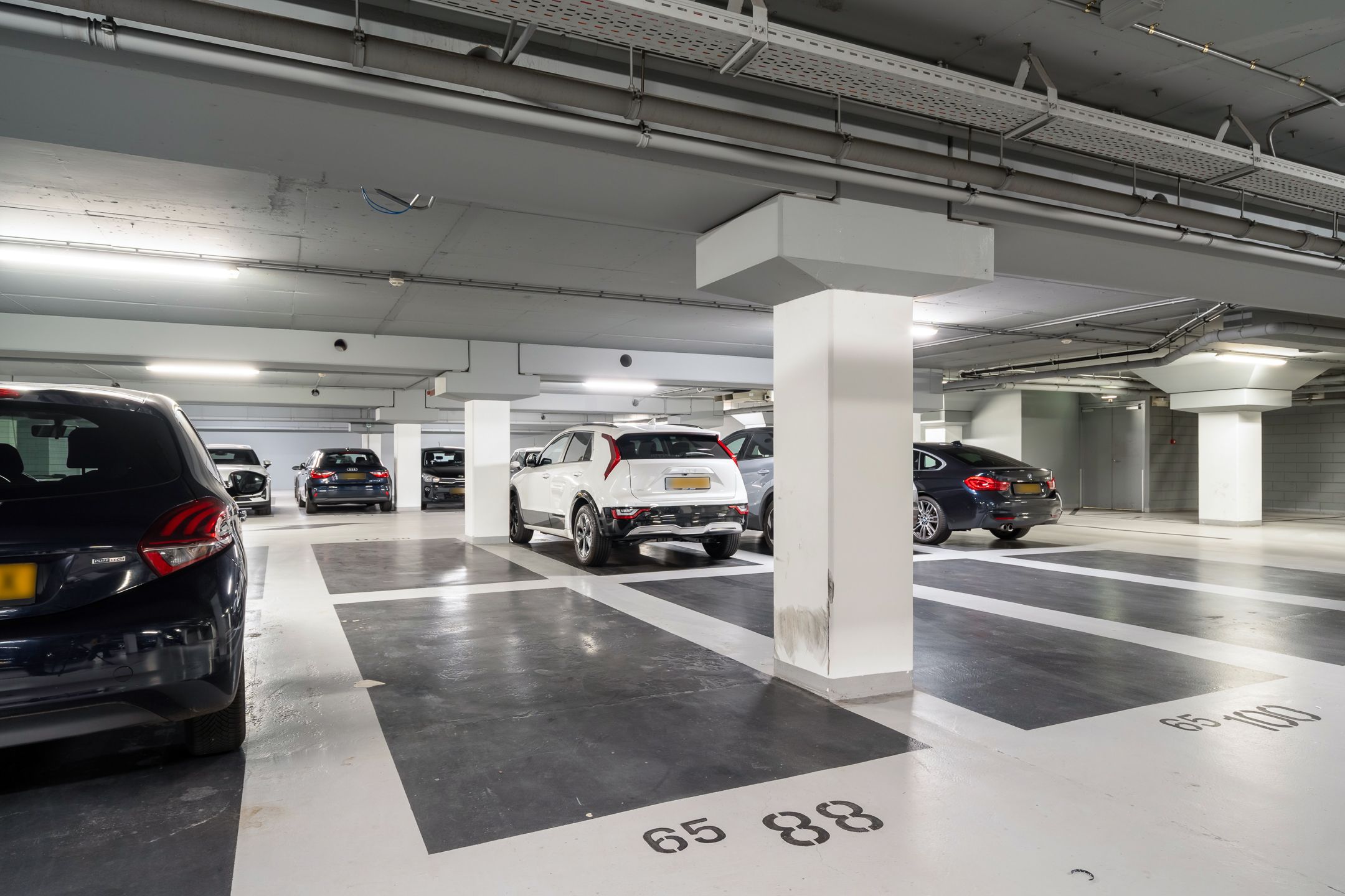 Foto 33 van Bezuidenhoutseweg 65-57