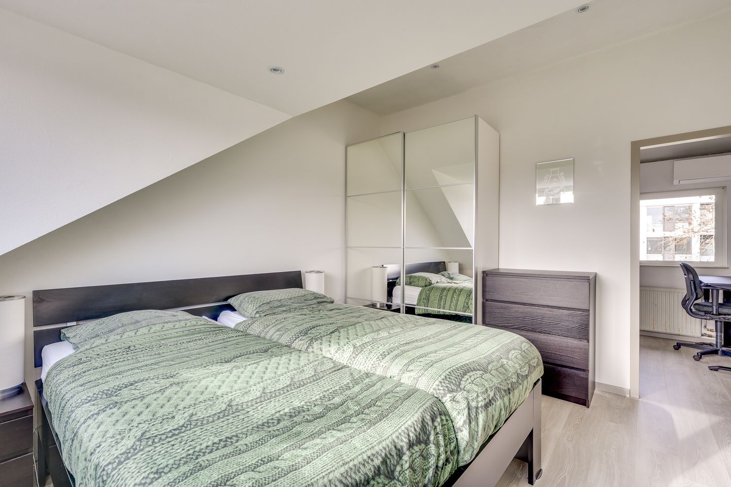 Foto 25 van Nijverheidslaan 32